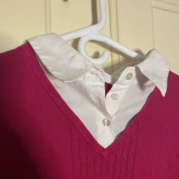 Fuchsia sweater with a faux white shirt detail - Picture 4 of 5